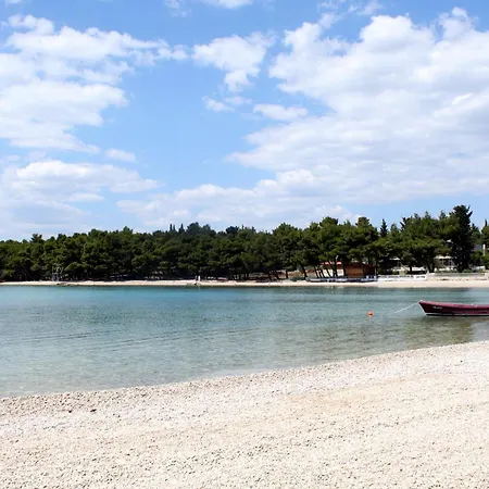 With A Parking Space Pirovac, Sibenik - 17653 Apartment Pirovac